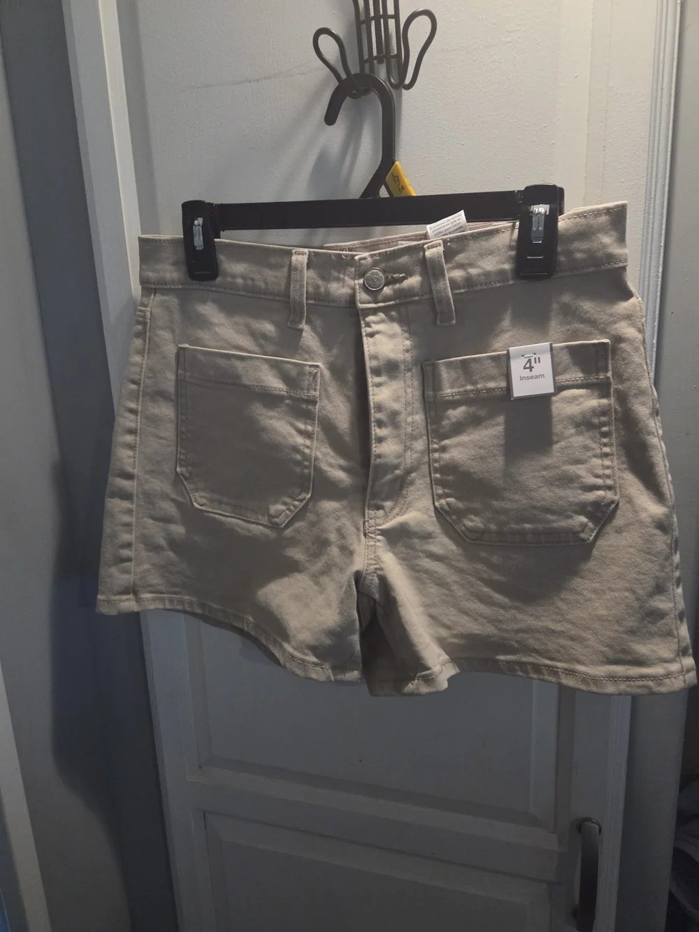 Time and Tru Beige High-Rise Flat-Front Women’s Shorts